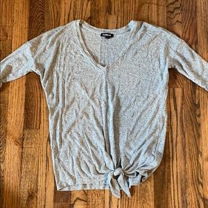 Loose fitting tie front top!